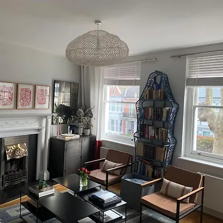 Appartamento Beautiful Flat In Fulham! Londra Esterno foto