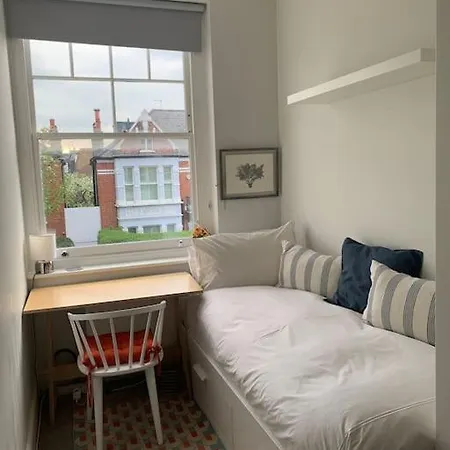 Appartamento Beautiful Flat In Fulham! Londra Esterno foto