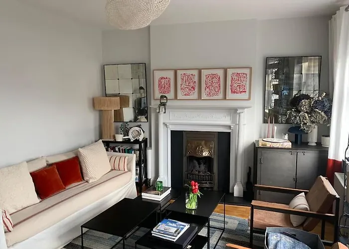 Beautiful Flat In Fulham!